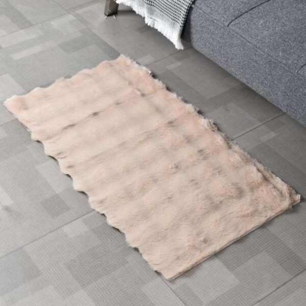 ALFOMBRA SIMIL CUERO CONEJO 50 X 90