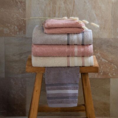 TOALLA ARCO IRIS  500 grs. 50 x 85 cm