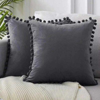 FUNDA ALMOHADON C/POMPOM  X 2 UND